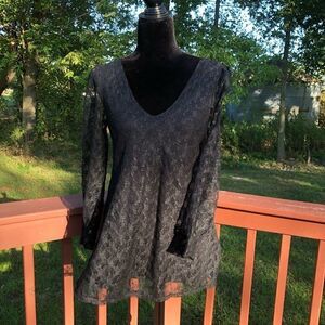 Kimchi Blue  Ladies Black Lace Long Sleeve Vneck Top Medium
